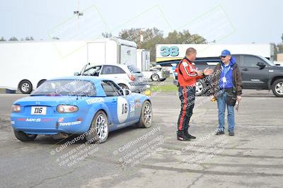 media/Jan-15-2023-CalClub SCCA (Sun) [[40bbac7715]]/Around the Pits/